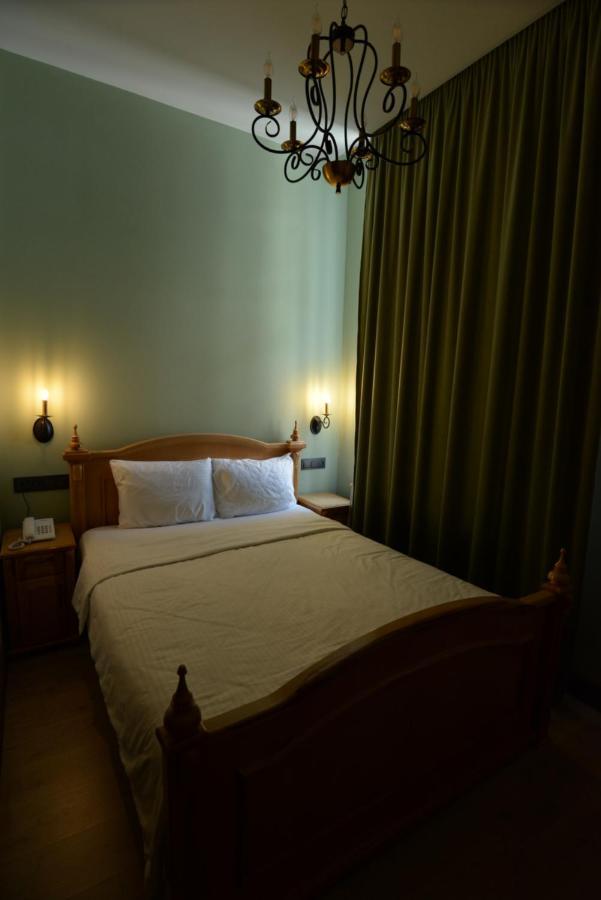 Old Avenue Hotel Ґюмрі Екстер'єр фото